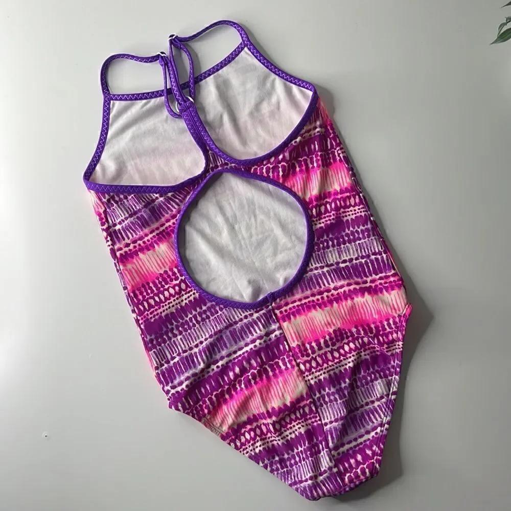 LL Bean one piece bathing suit.  Size Girls 14.  UPF 50+ protection.  EUC.